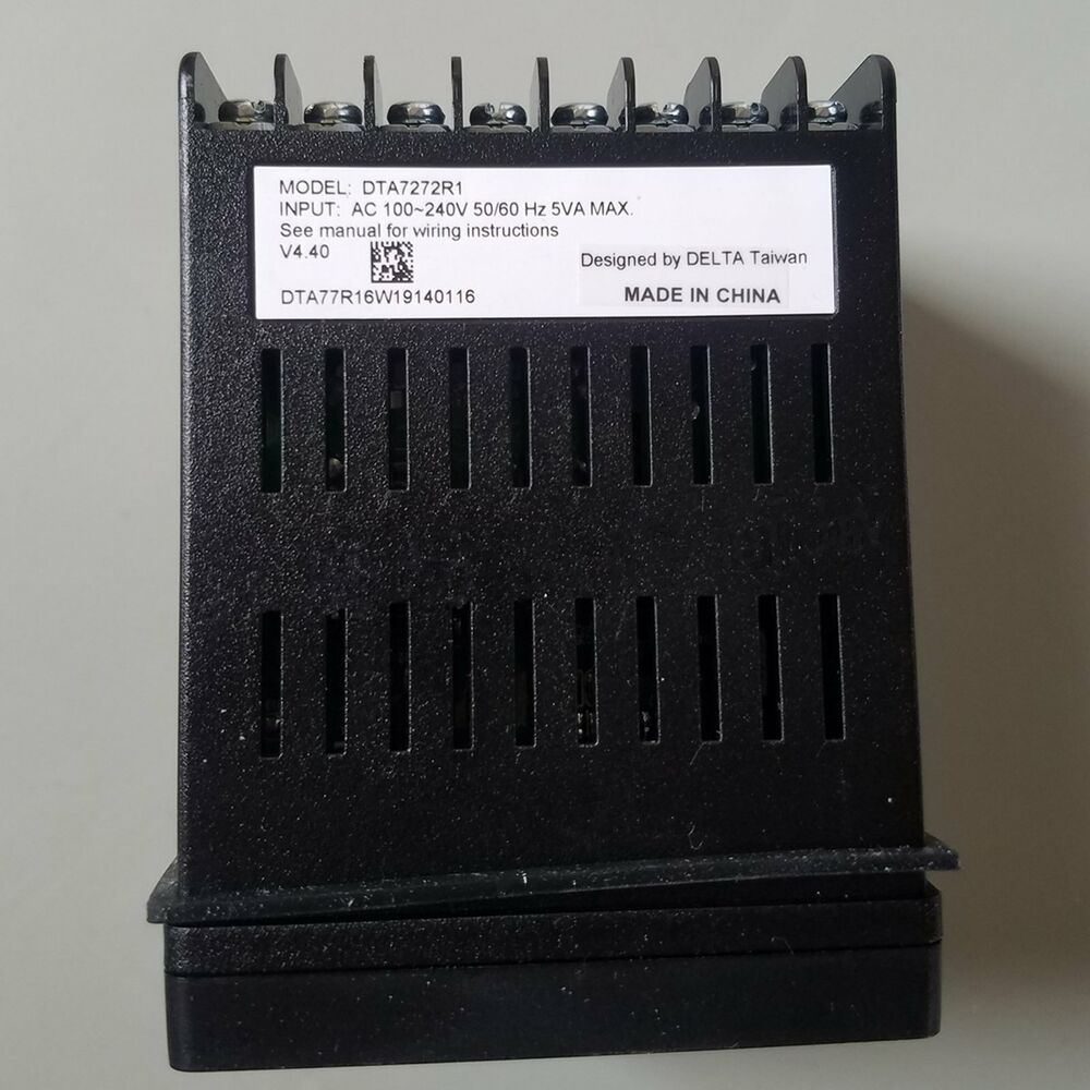 1PC New Delta DTA7272R1 Temperature Controller Free Shipping DHL / UPS / FedEx