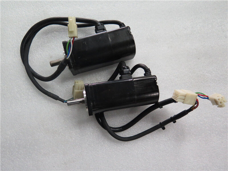 1PC New Yaskawa SGM-01U3B4L Servo Motor Expedited Shipping SGM01U3B4L