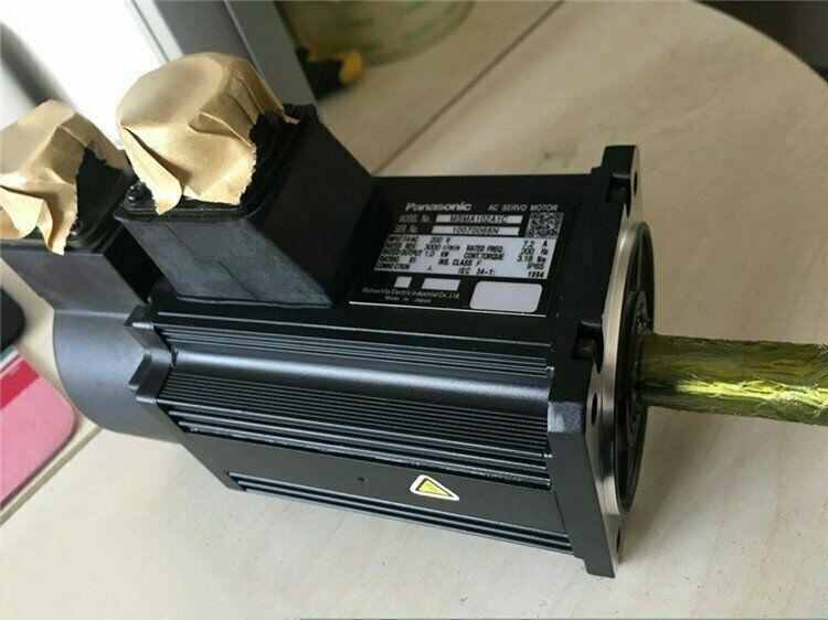 1PC New In Box Panasonic MSMA102A1C Servo Motor Expedited Shipping