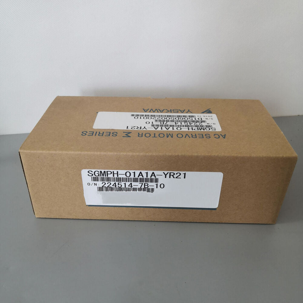 1PC New Yaskawa SGMPH-01A1A-YR21 Servo Motor Expedited Shipping