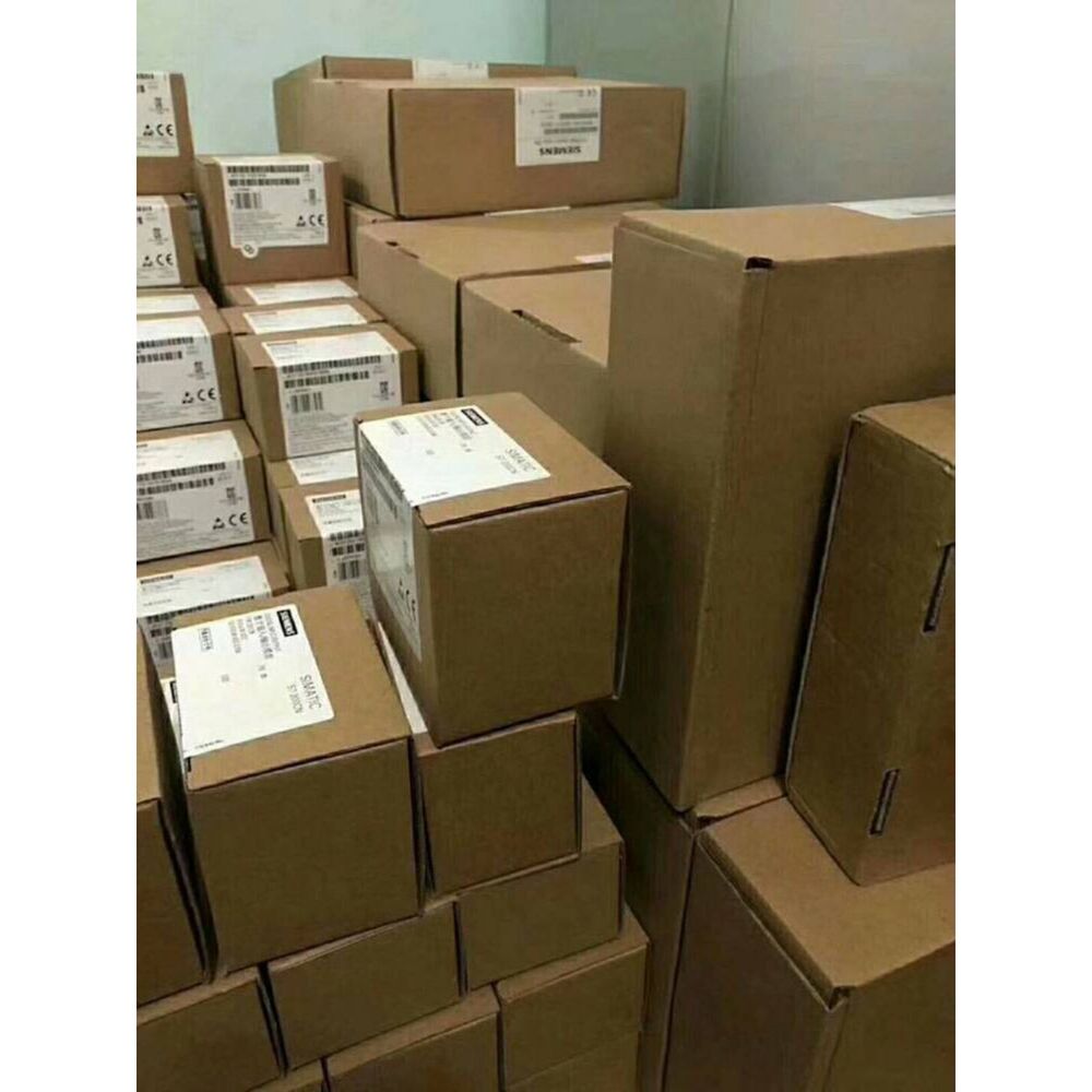New Siemens 6SL3210-1KE11-8UP2 6SL3 210-1KE11-8UP2 G120C RATED POWER 0,55KW