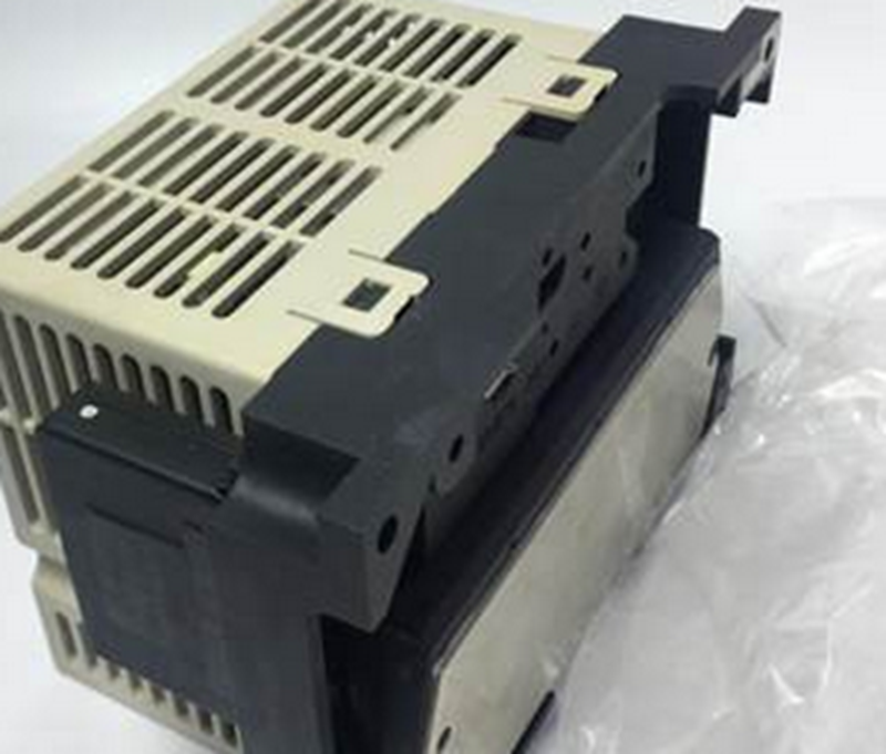 1PC New Yaskawa SGDR-SDA710A01B Servo Driver Expedited Shipping
