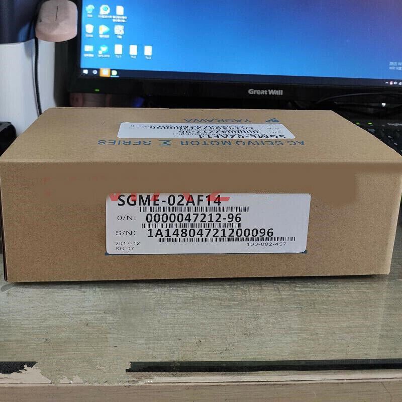 1PC New Yaskawa SGME-02AF14 Servo Motor Expedited Shipping SGME02AF14