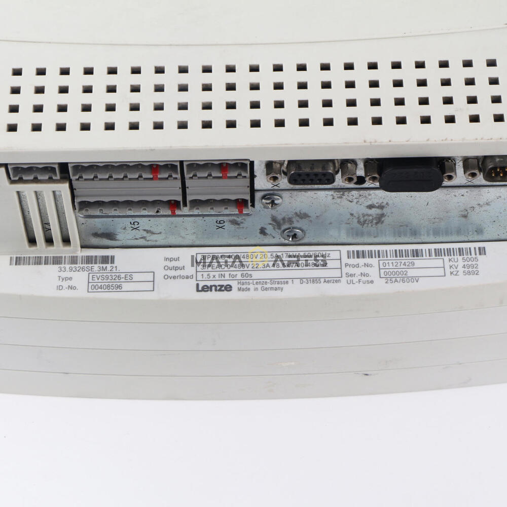 ONE Used LENZE EVS9326-ES Servo Controller