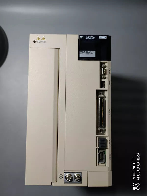 1PC New Yaskawa SGDV-180A01A Servo Driver Expedited Shipping