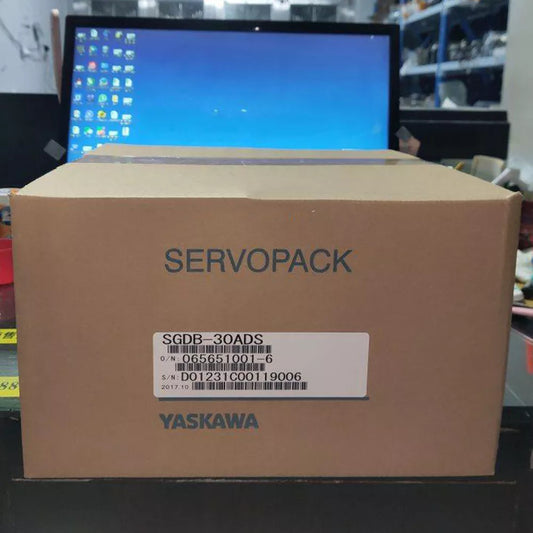 1PC New Yaskawa SGDB-30ADS Servo Driver Expedited Shipping