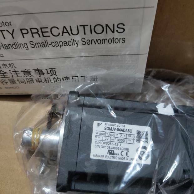 1PC New Yaskawa SGMJV-04ADA6C Servo Motor Expedited Shipping SGMJV04ADA6C