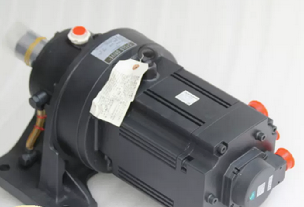New in Box Mitsubishi HC-SFS352BG1 Servo Motor UPS / DHL / Fedex