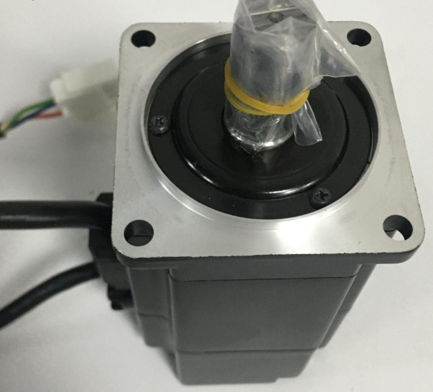 1PC New Yaskawa SGMAH-01AAF41 Servo Motor Expedited Shipping SGMAH01AAF41
