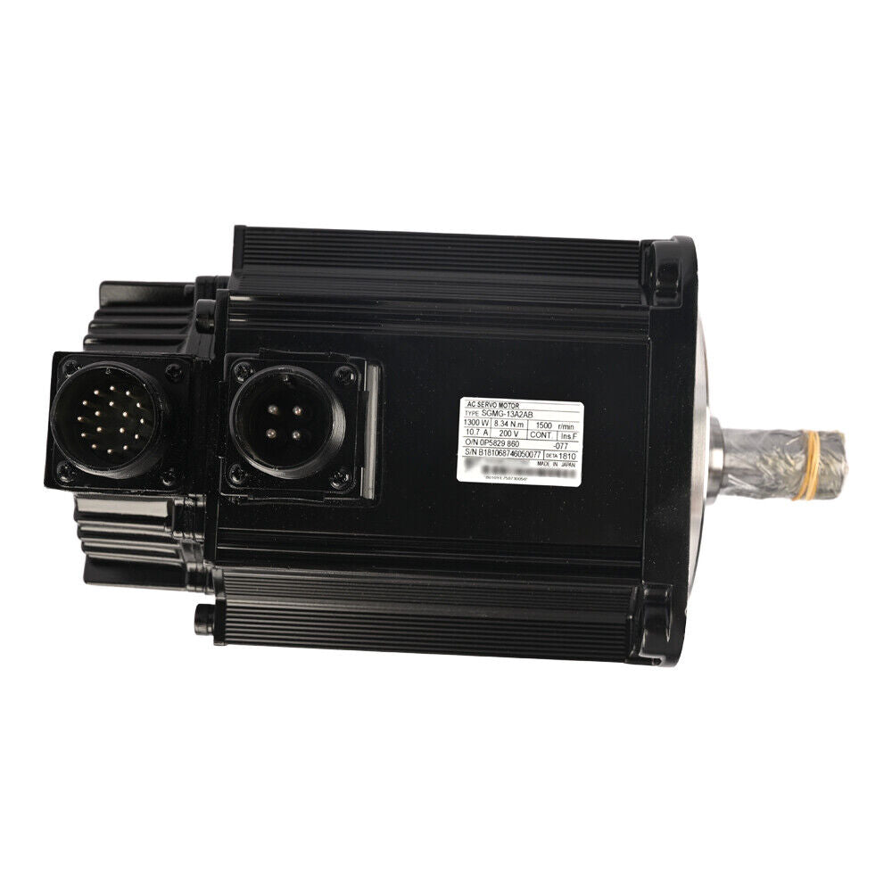 1PC New Yaskawa SGMG-13A2AB Servo Motor Expedited Shipping SGMG13A2AB