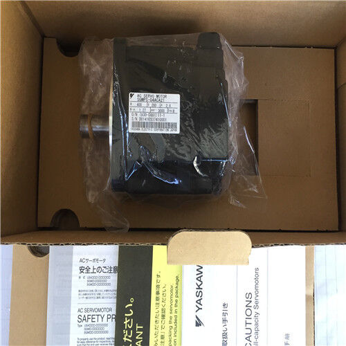 1PC New Yaskawa SGMPS-04ACA21 Servo Motor Expedited Shipping SGMPS04ACA21