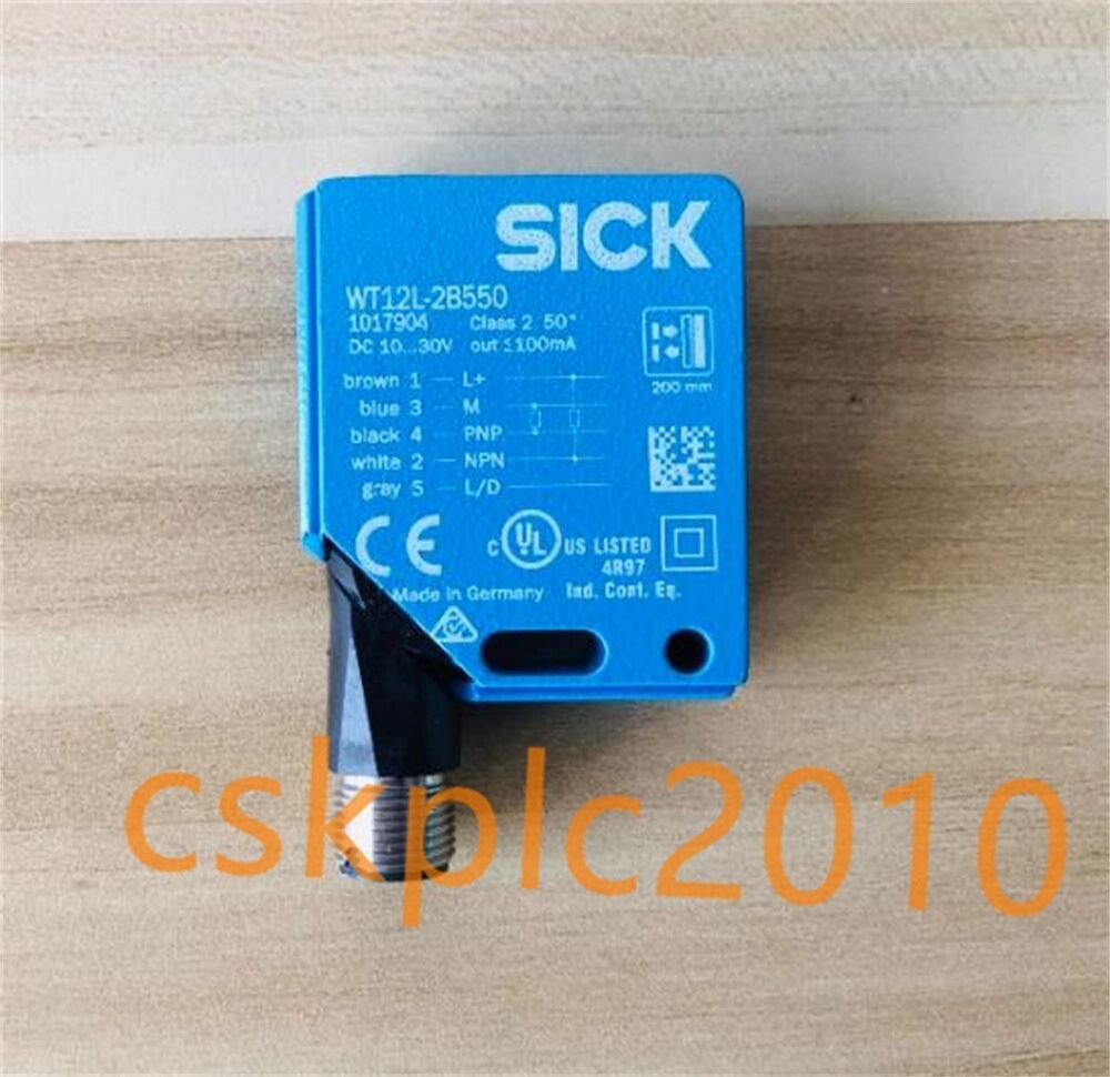 1 PCS NEW IN BOX SICK Photoelectric switch 1017904 WT12L-2B550