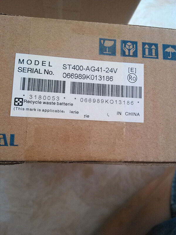 1PC New Pro-face HMI ST400-AG41-24V Touch Screen In Box Expedited Shipping DHL / UPS / FedEx