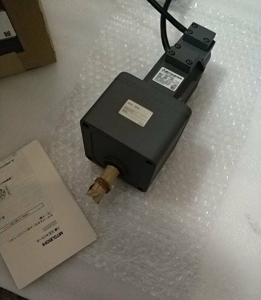 1PC MITSUBISHI HA-FF13G1 SERVO MOTOR HAFF13G1 New In Box Expedited Shipping DHL / UPS / FedEx