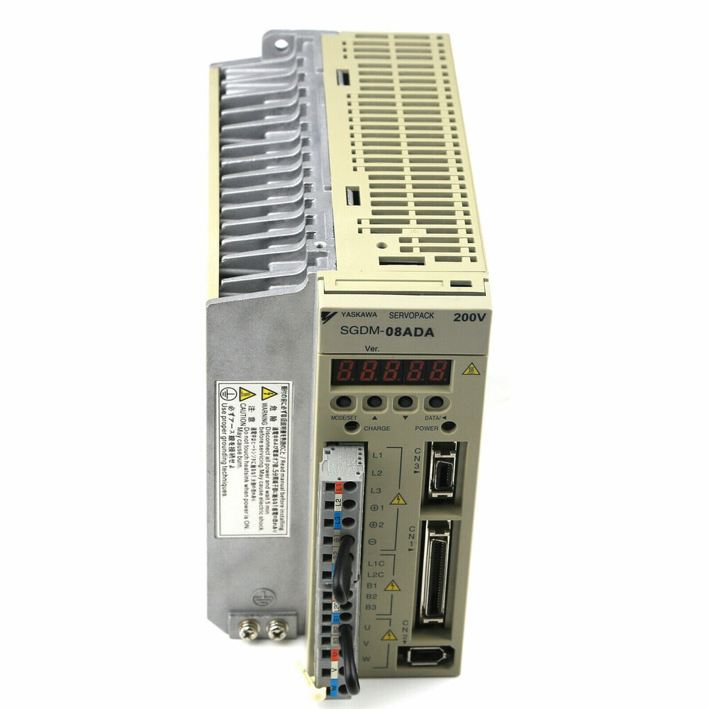 New In Box YASKAWA SGDM-08ADA Servo Drive DHL / UPS / FedEx
