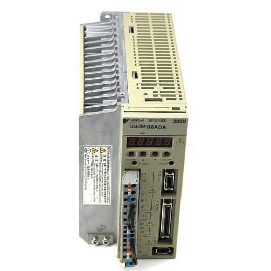 New In Box YASKAWA SGDM-08ADA Servo Drive DHL / UPS / FedEx