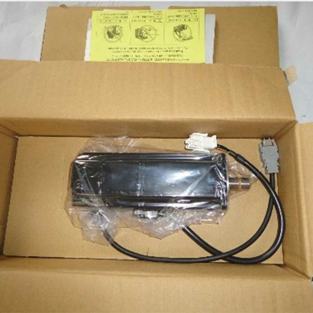 1PC New Yaskawa SGMP-04A314 Servo Motor Expedited Shipping SGMP04A314