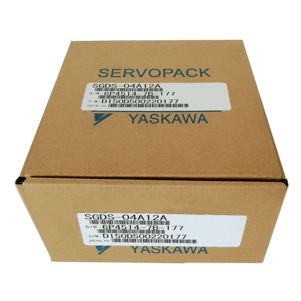 New In Box YASKAWA SGDS-04A12A Servo Drive DHL / UPS / FedEx