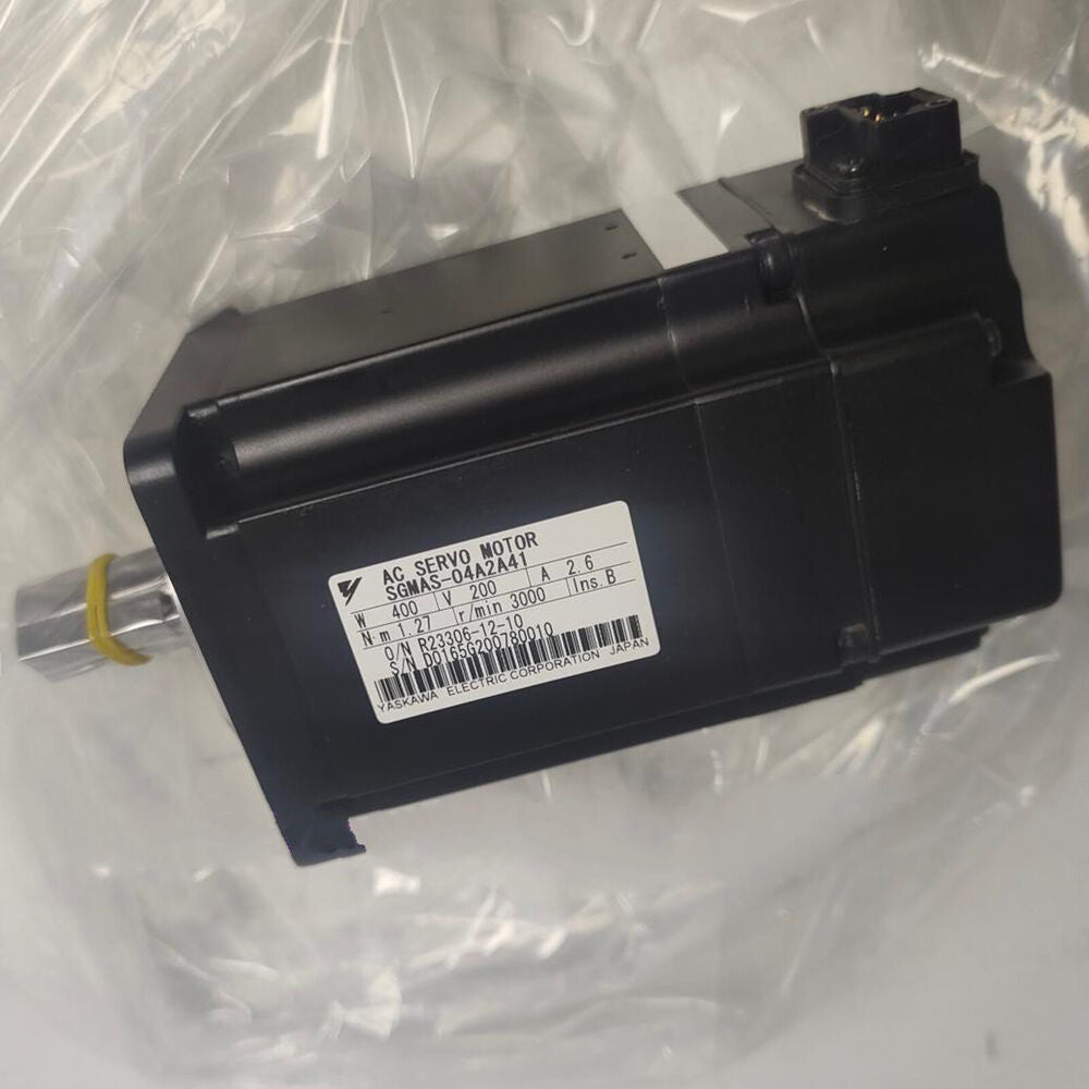 1PC New Yaskawa SGMAS-04A2A41 Servo Motor Expedited Shipping SGMAS04A2A41