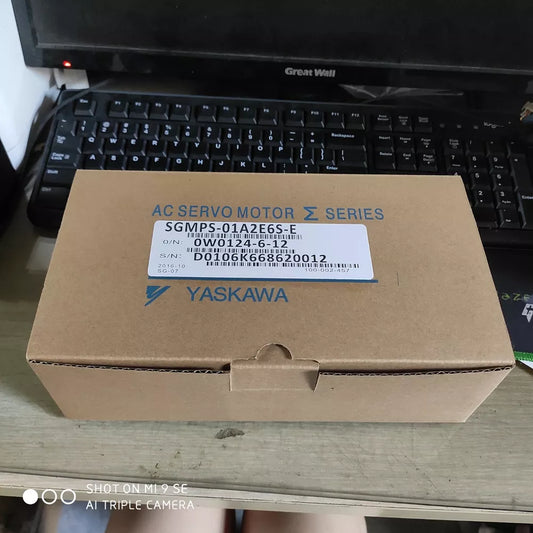 1PC New Yaskawa SGMPS-01A2E6S-E Servo Motor Expedited Shipping