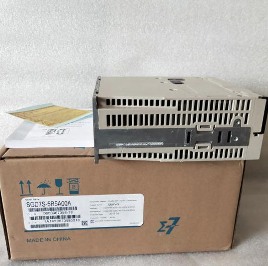 1PC New Yaskawa SGD7S-5R5A00A Servo Driver Expedited Shipping