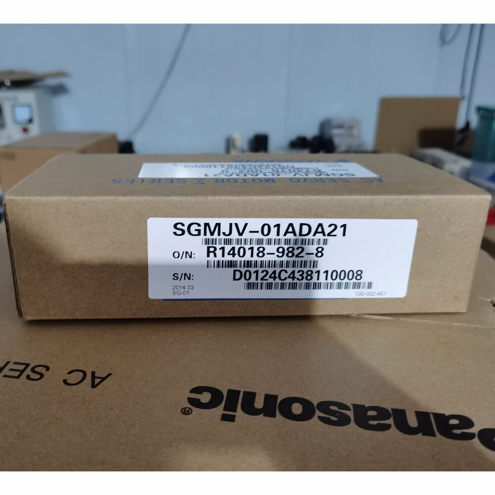 1PC New Yaskawa SGMJV-01ADA21 Servo Motor Expedited Shipping SGMJV01ADA21