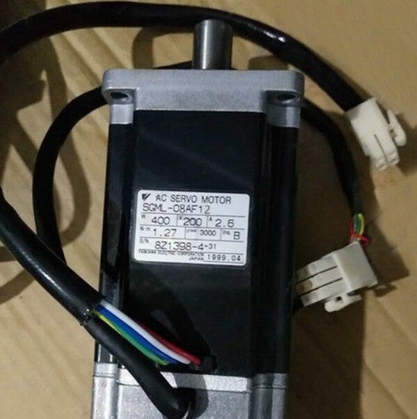 1PC New Yaskawa SGML-08AF12 Servo Motor Expedited Shipping SGML08AF12