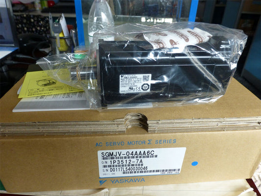 1PC New Yaskawa SGMJV-04AAA6C Servo Motor Expedited Shipping SGMJV04AAA6C