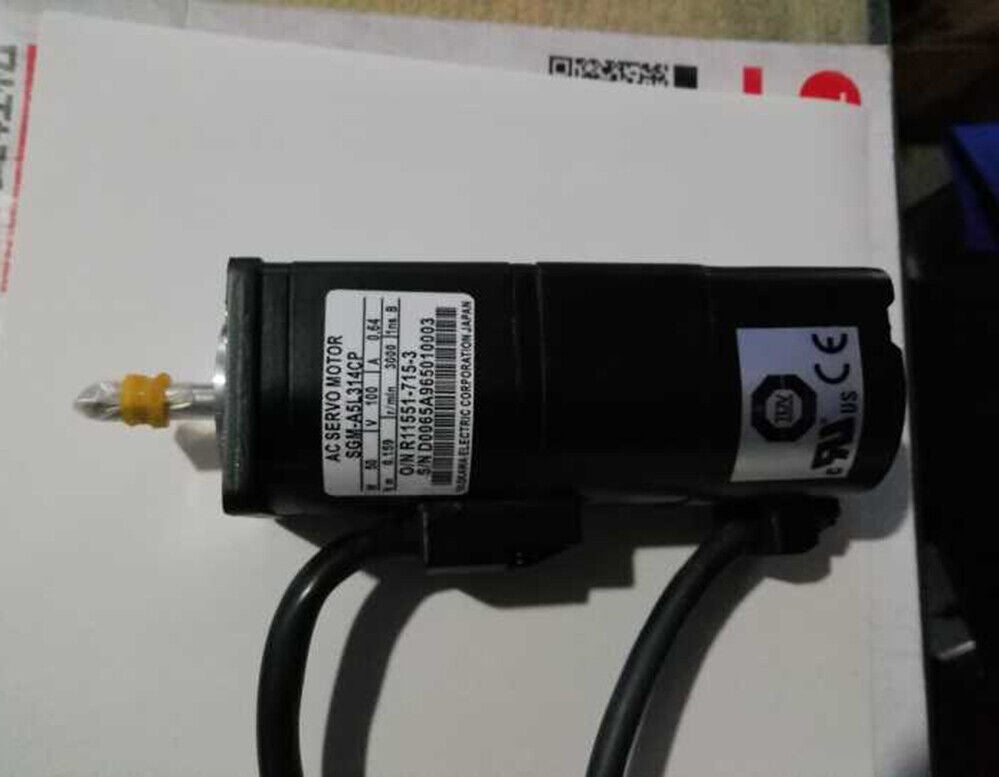 1PC New Yaskawa SGM-A5L314CP Servo Motor Expedited Shipping SGMA5L314CP