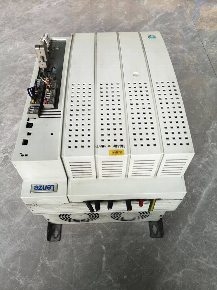 ONE USED LENZE EVS9328-ES
