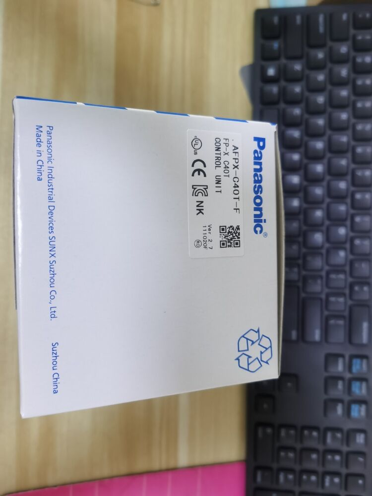 1PC New Panasonic AFPX-C40T-F Expansion Unit AFPXC40TF