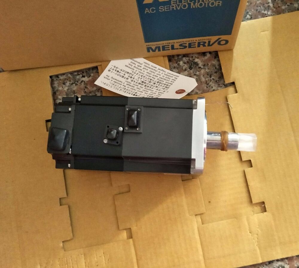 MITSUBISHI AC SERVO MOTOR HF-KP73B HFKP73B NEW ORIGINAL FREE EXPEDITED SHIPPING DHL / UPS / FedEX