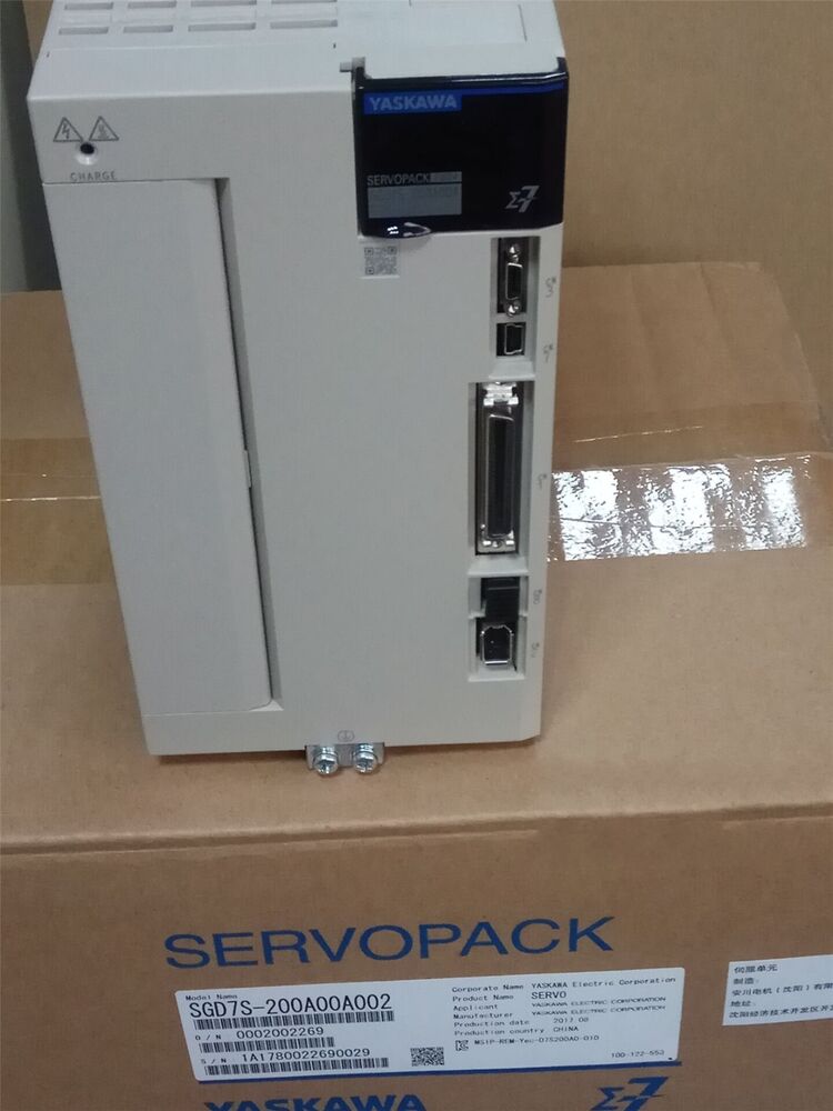 1PC New Yaskawa SGD7S-200A00A002 Servo Driver Expedited Shipping
