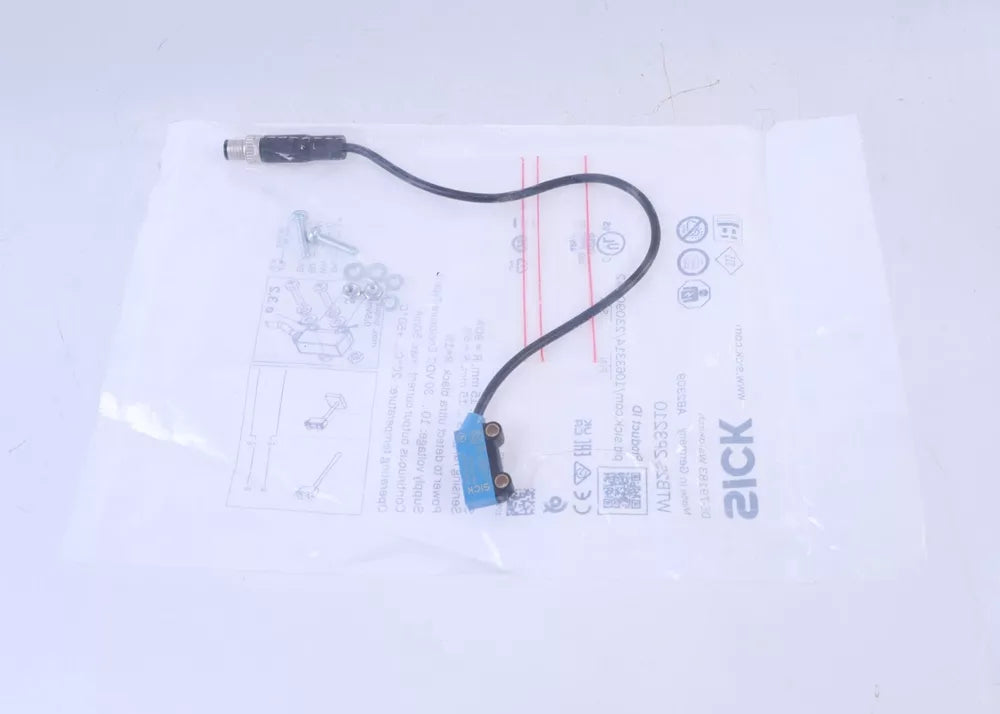 1PC New SICK WTB2S-2P3210 Photoelectric Sensor WTB2S2P3210 DHL / UPS / FedEx
