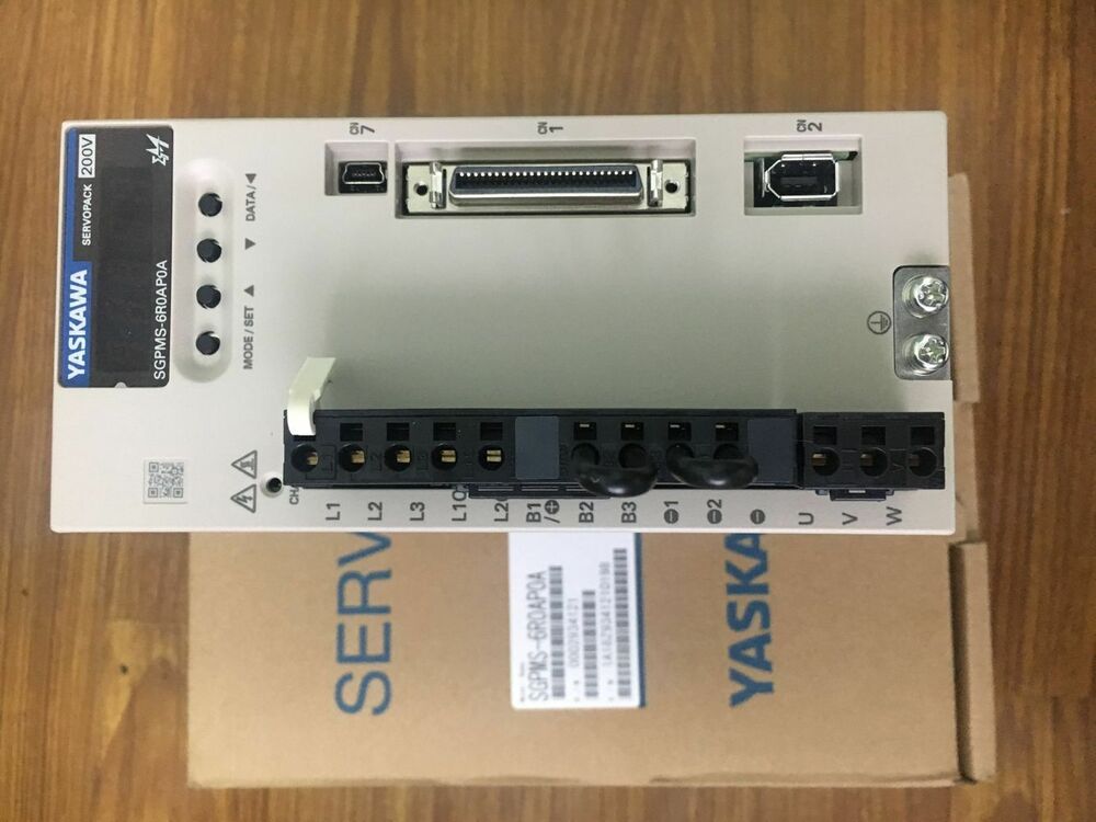 Yaskawa SGPMS-6R0AP0A Servo Driver SGPMS6R0AP0A New In Box Expedited Shipping DHL / UPS / FedEx