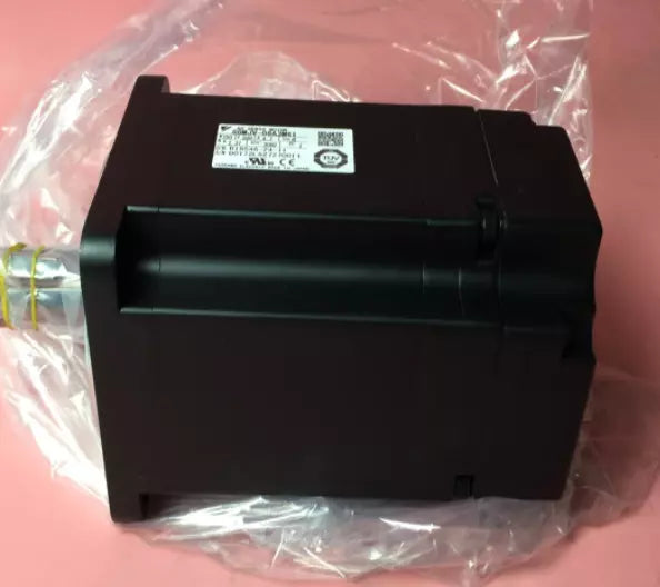 1PC New Yaskawa SGMJV-08A3M61 Servo Motor Expedited Shipping SGMJV08A3M61