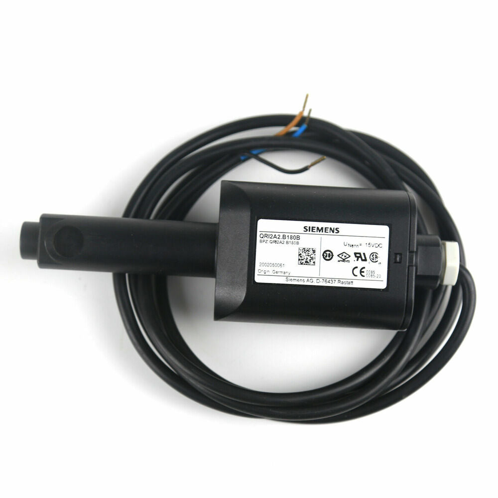 New In Box SIEMENS QRI2A2.B180B Burner Infrared Flame Detector Flame Sensor DHL / UPS / FedEx