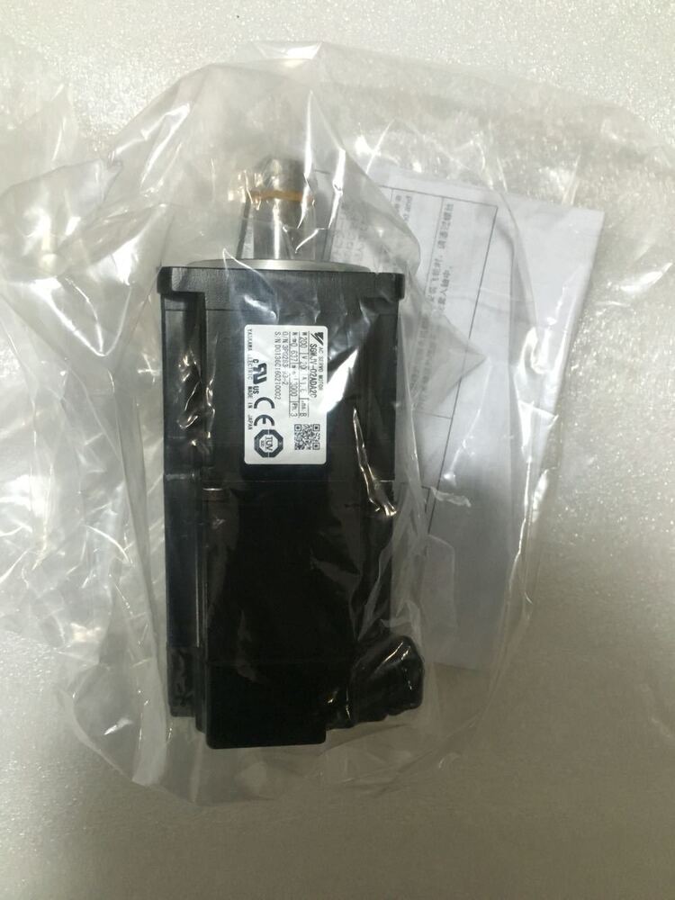 1PC New Yaskawa SGMJV-02ADA2C Servo Motor Expedited Shipping SGMJV02ADA2C