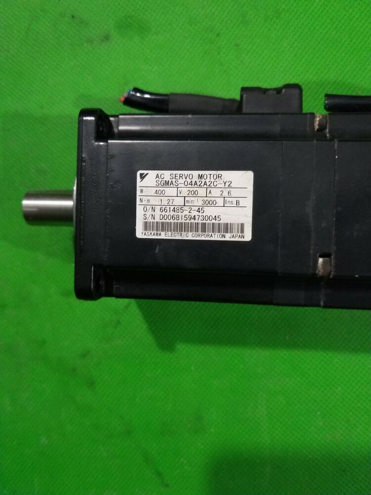 1PC New Yaskawa SGMAS-04A2A2C-Y2 Servo Motor Expedited Shipping