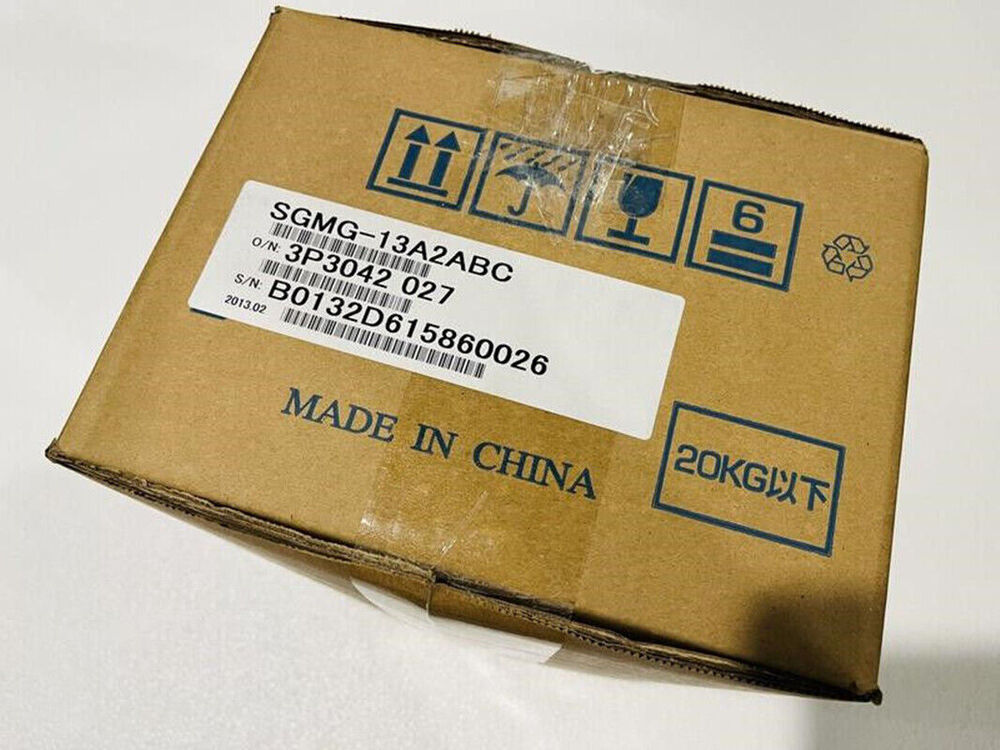 1PC New Yaskawa SGMG-13A2ABC Servo Motor Expedited Shipping SGMG13A2ABC