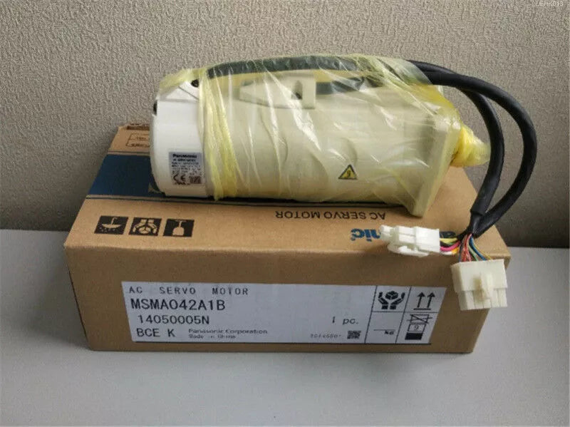 1PC New In Box Panasonic MSMA042A1B Servo Motor Expedited Shipping