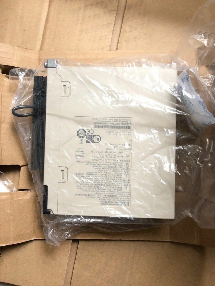 1PC New Yaskawa SGD7S-1R6A00A Servo Driver Expedited Shipping