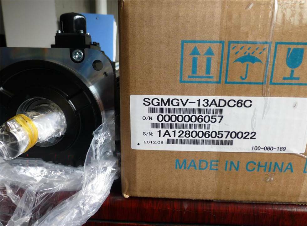 1PC New Yaskawa SGMGV-13ADC6C Servo Motor Expedited Shipping SGMGV13ADC6C