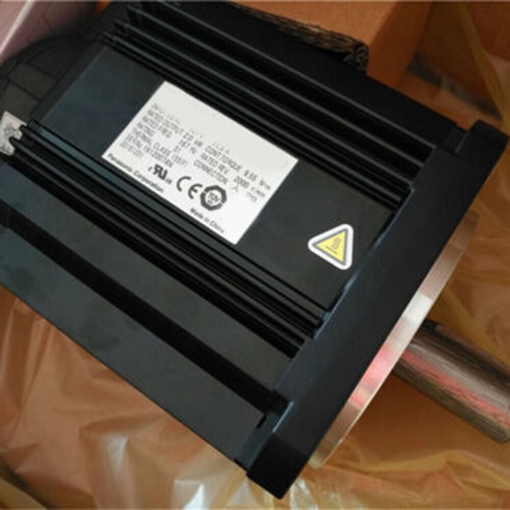 1PC New In Box Panasonic MDME202GCGM Servo Motor Expedited Shipping