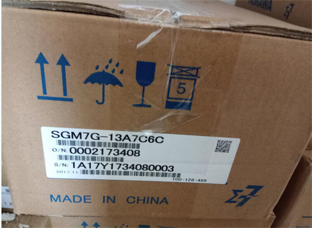 1PC New Yaskawa SGM7G-13A7C6C Servo Motor Expedited Shipping SGM7G13A7C6C
