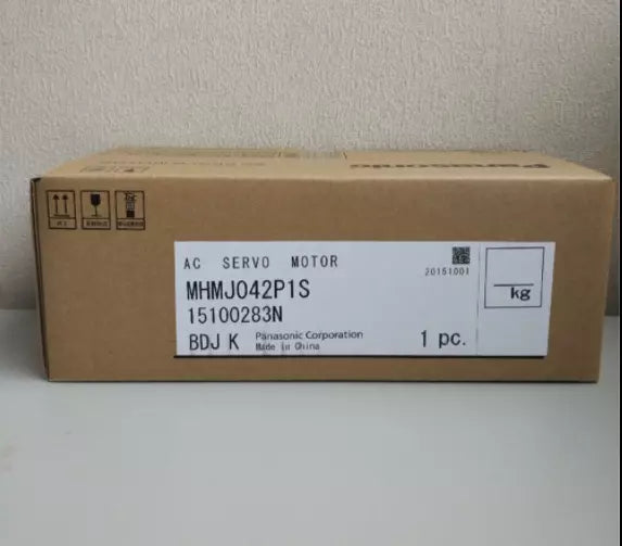1PC New In Box Panasonic MHMJ042P1S Servo Motor Expedited Shipping