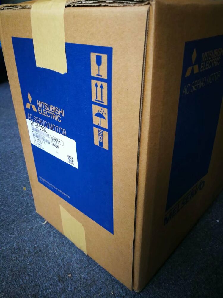 1PC MITSUBISHI HC-SFS202 Servo Motor HCSFS202 New In Box Free Expedited Shipping UPS / DHL / Fedex