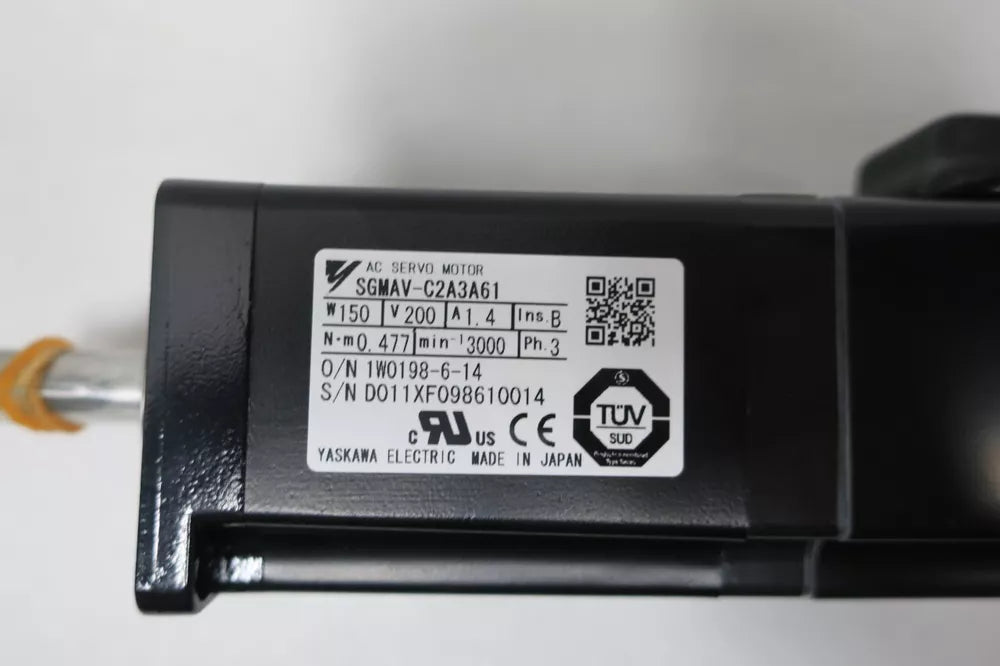 1PC New Yaskawa SGMAV-C2A3A61 Servo Motor Expedited Shipping SGMAVC2A3A61