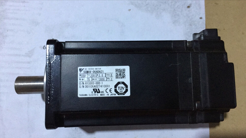 1PC New Yaskawa SGMAV-06ADA21 Servo Motor Expedited Shipping SGMAV06ADA21
