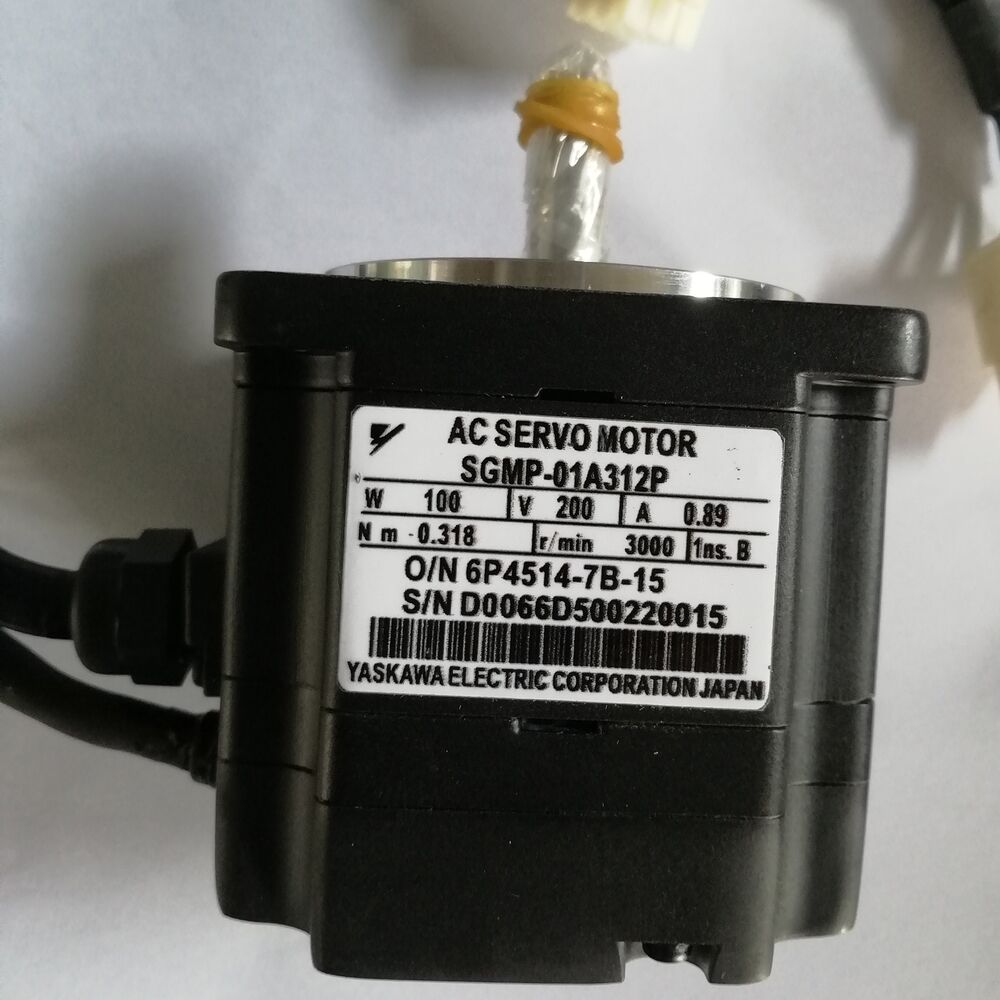 1PC New Yaskawa SGMP-01A312P Servo Motor Expedited Shipping SGMP01A312P
